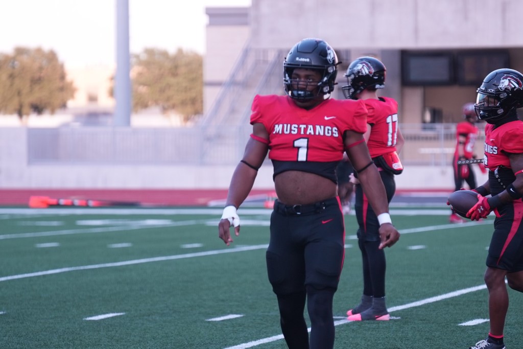 Creekview Mustangs Comeback Against W.T.&nbsp;White