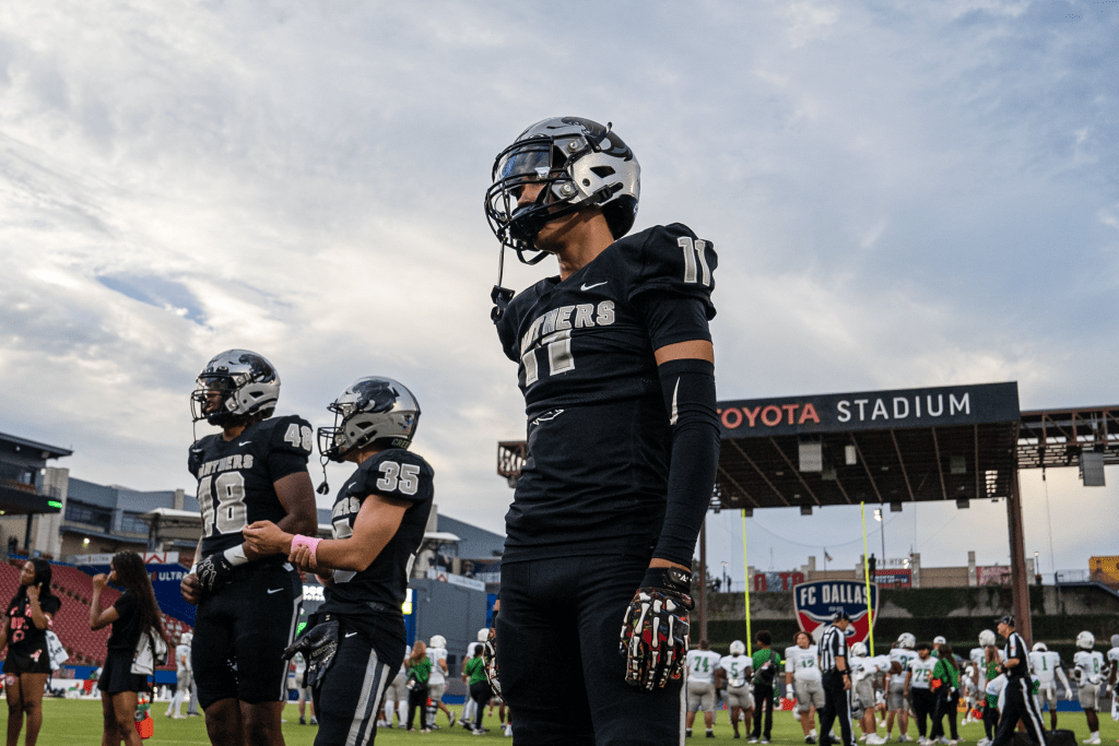Lake Worth BATTLES AGAINST PANTHER CREEK IN SEASON&nbsp;OPENER